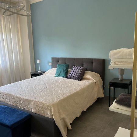 Dante284 Suites&Rooms Palermo Bagian luar foto